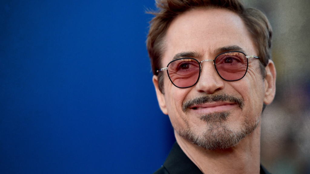 Robert Downey in anchor beard cut